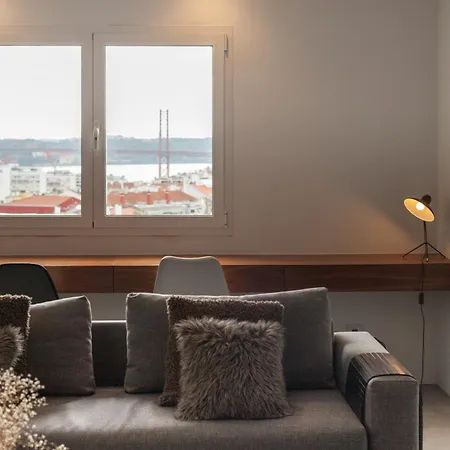 아파트 Flh Campo Ourique With View